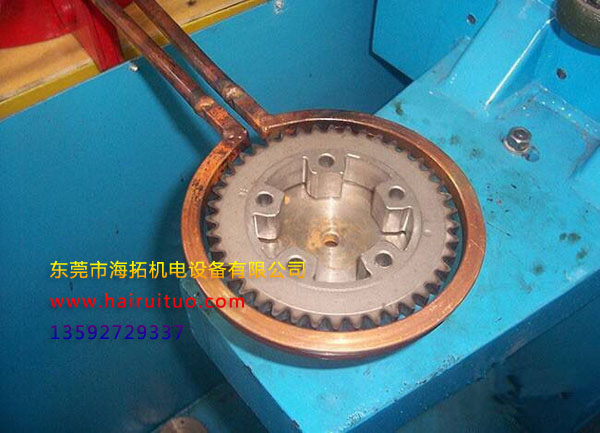 ���l����O(sh��)��a(ch��n)Ʒ������s�^(gu��)�̵đ�(y��ng)����(ch��ng)׃��