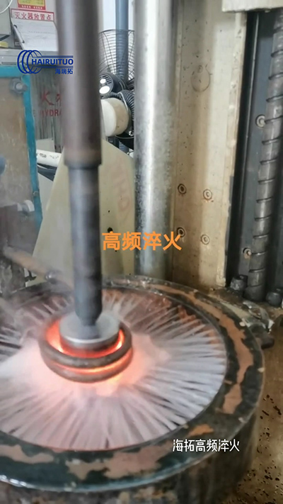 �S�����l�Ԅ�(d��ng)������O(sh��)�䔵(sh��)�ش��C(j��)��