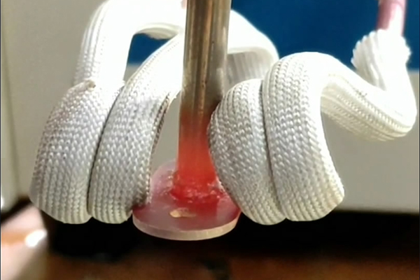 ���l�Б�(y��ng)�ӟ�C(j��)��(du��)�~�ܺ��ӣ��ܟ�����ײ�������