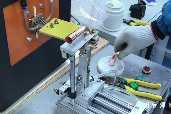 ���l���C(j��)�����~��-���{(di��o)���������ֹ�y���l����