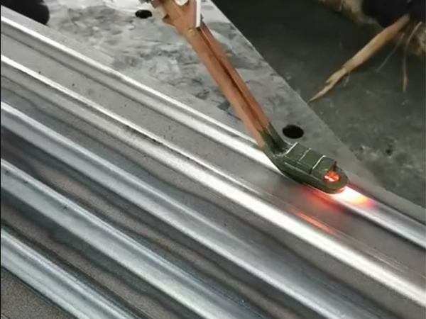 �ǘ�(bi��o)���Ƶ��ֳ�ʽ���l���ӟ�C(j��)�����O(sh��)��