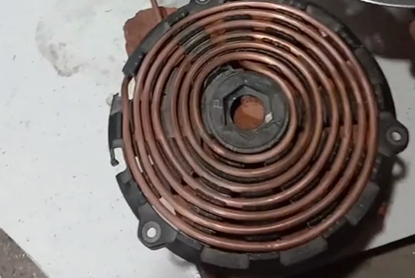 С�͸Б�(y��ng)�ӟ��O(sh��)����_ˮ