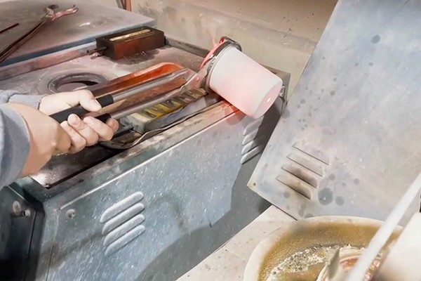 һ�wʽ�۟��t���и��l�۽�C���F���ٽ��y�۟��O(sh��)�����ɶ��ƴ�С