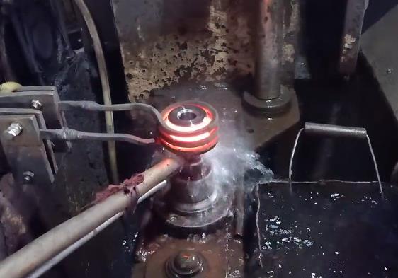 滾輪高頻淬火數(shù)控淬火機(jī)床