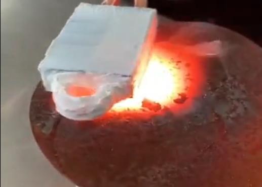 �ֳ�ʽ���l�Б�(y��ng)�ӟ�C-�����������˻�yԇ