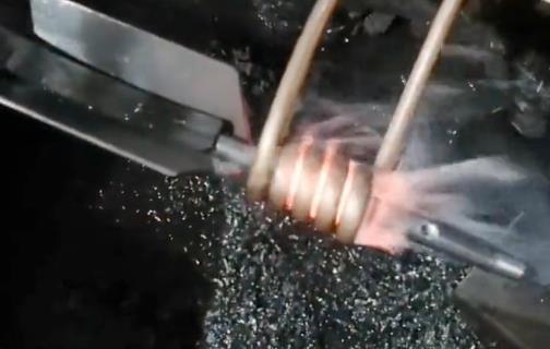 高頻淬火設(shè)備-小軸表面淬火熱處理