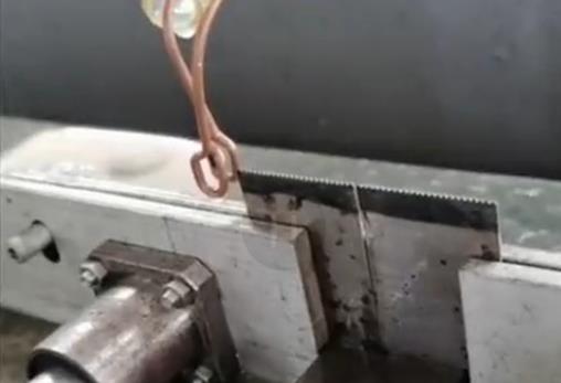 ���l���C�Ƭ��X���ػ��O��