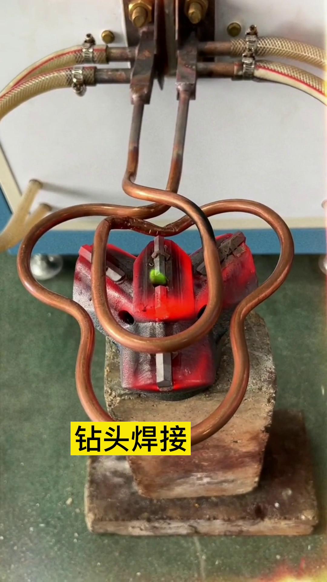 ���l�Б�(y��ng)�ӟ�C(j��)-�@�^����-�Ͻ��F���O(sh��)��