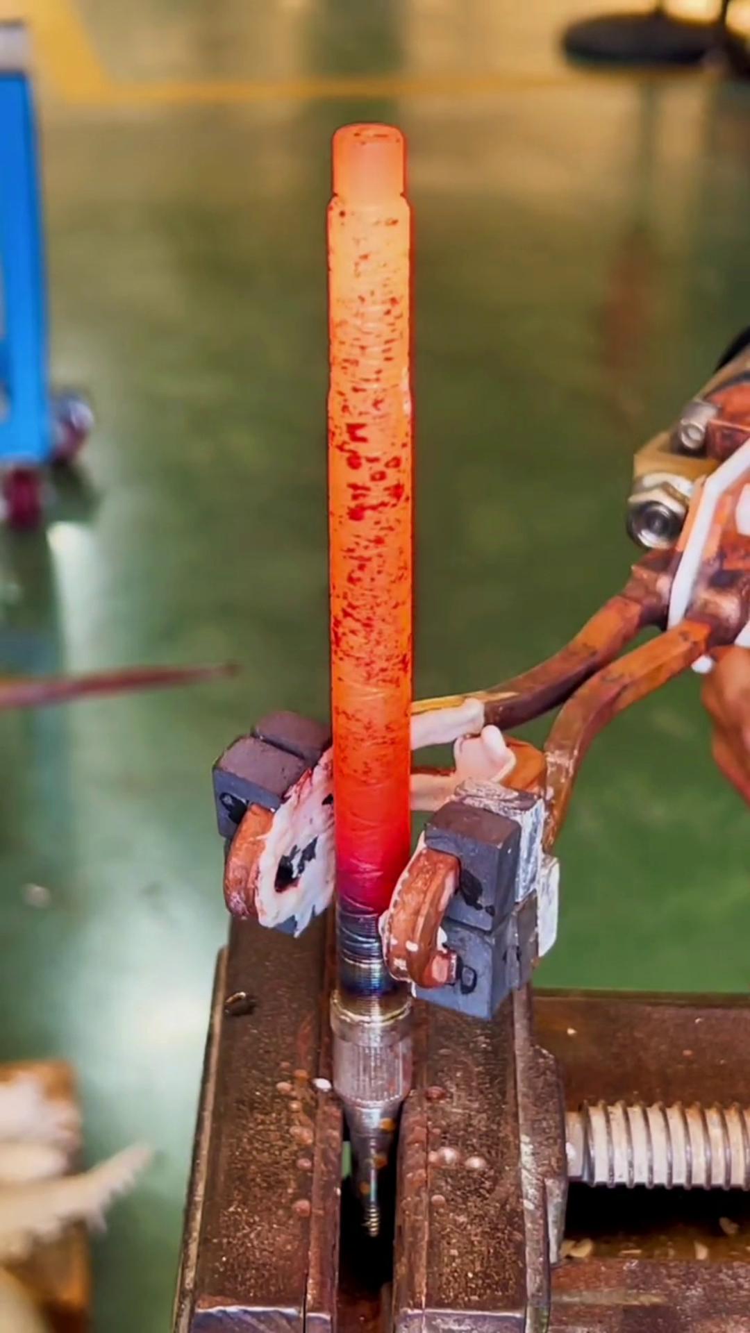 �ֳ�ʽ���l�ӟ�C(j��)-��(n��i)��PLC���Ƴ���-�m�ϸ�ӟẸ�Ӵ���˻�ˇ