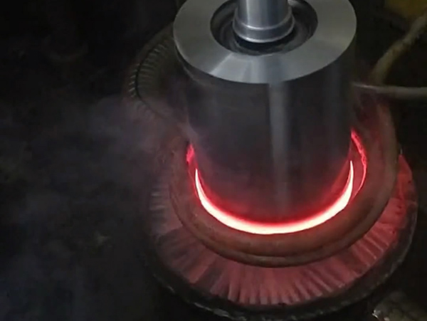 中頻25KW感應(yīng)淬火電源訂單確認(rèn)，海拓以實(shí)力贏取定訂單