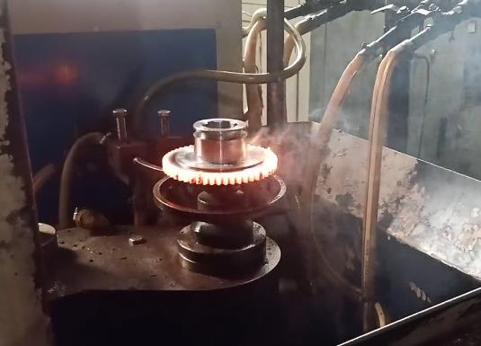 自動(dòng)化高頻淬火機(jī)床-高效、精確、環(huán)保的特點(diǎn)讓其用途廣泛