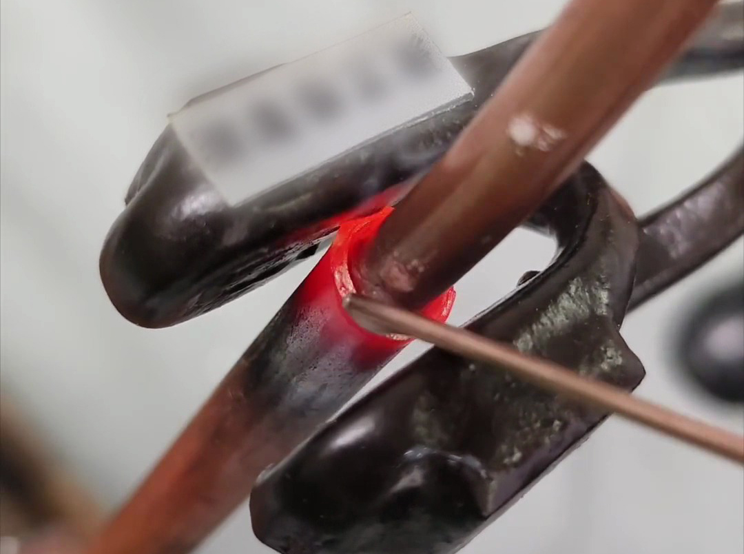 手持式高頻焊接機(jī)：單多銅管焊接的靈活解決方案