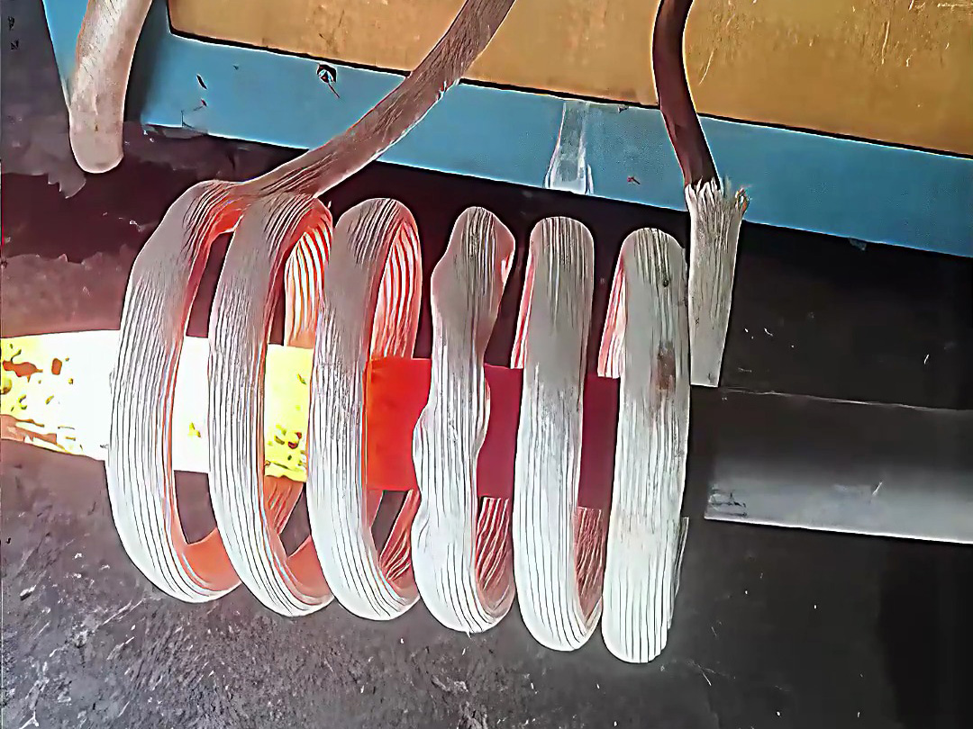 海拓高頻加熱機(jī)：工地鎬尖修復(fù)的便攜鍛造利器