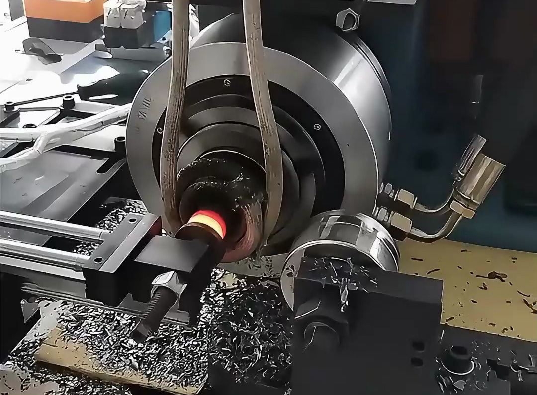 高頻封口機(jī)：電磁場加熱驅(qū)動(dòng)的高效封口解決方案，賦能金屬與熱塑性材料加工