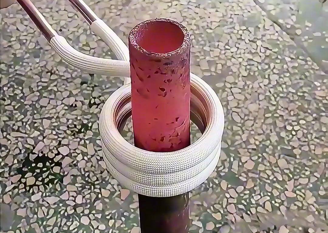 手持感應加熱設備能加熱鋼管！小直徑、短時間場景超適配，掌握 4 點輕松操作