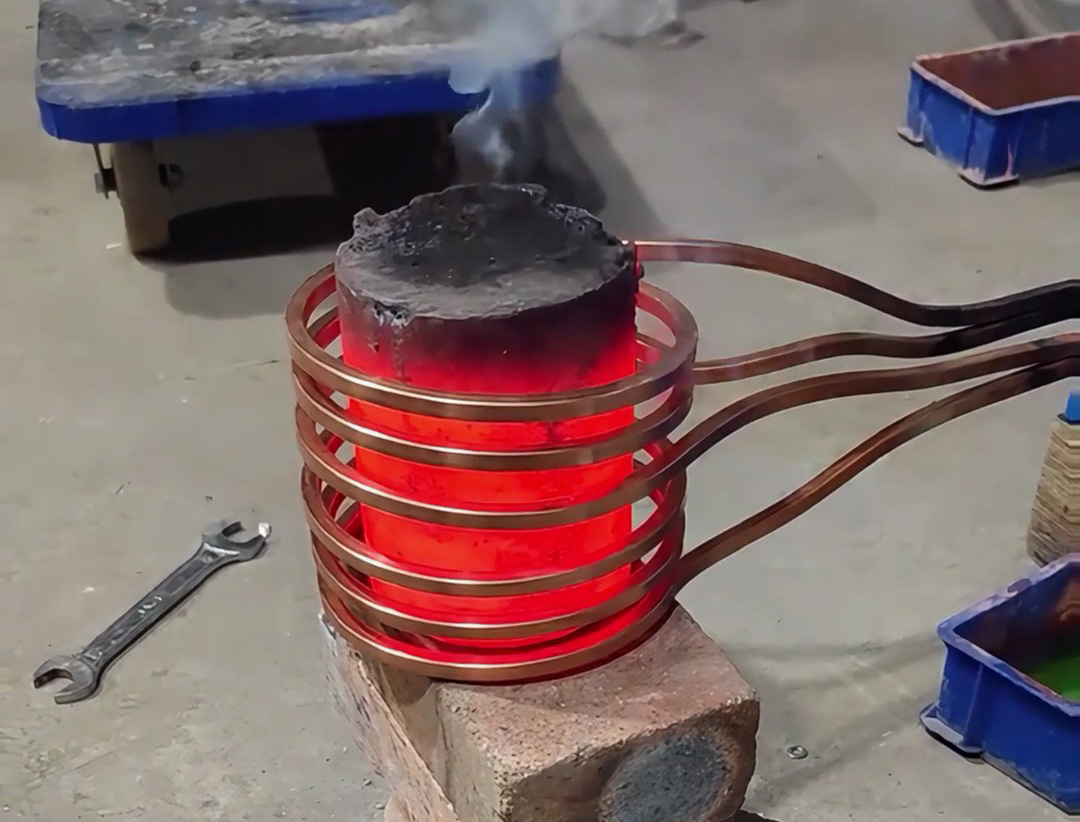 大型鋼棒加熱難題？超音頻感應(yīng)加熱設(shè)備成行業(yè)更優(yōu)解