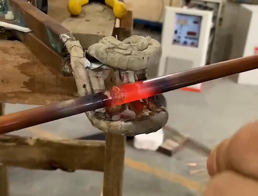 手持式高頻焊機，橫豎焊接銅管，方便操作