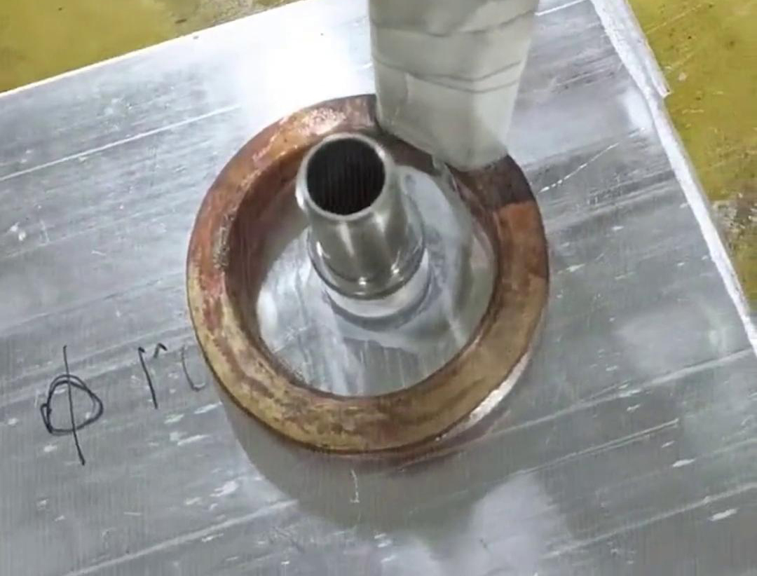 鋁管鋁件的焊接，高頻焊機(jī)可以焊低溫的M51配合M51-F焊絲