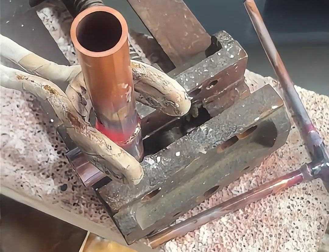 焊接效果如此驚艷，手持式高頻焊機焊接銅管三通輕松搞定