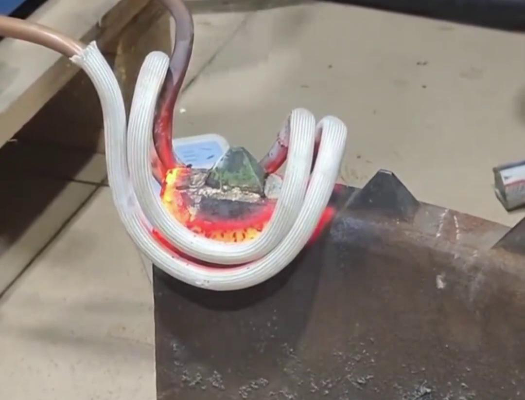 合金熱拆，采用高頻加熱機快速加熱帶合金金屬材料