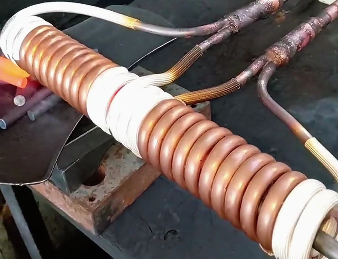 用高頻加熱機(jī)對金屬小棒在線加熱