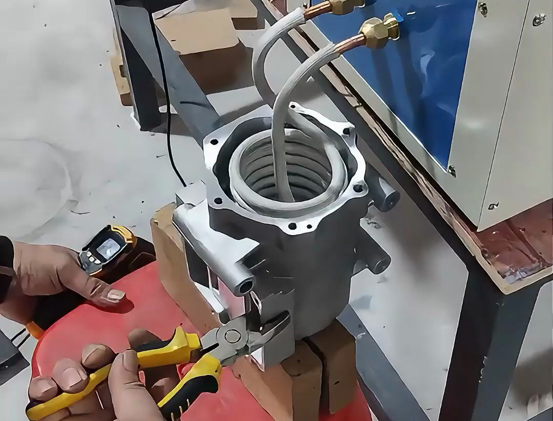 新能源汽車廠都在用的電機(jī)鋁殼加熱熱裝配技巧，看完秒懂