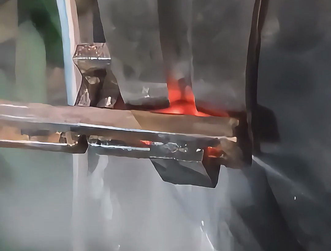 金屬加工中的高頻淬火：克服凹槽淬火難題的關(guān)鍵技巧