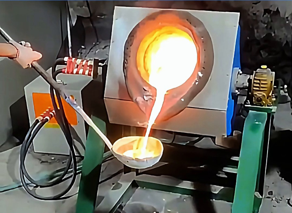 高頻熔煉爐VS中頻熔煉爐，該怎么選擇